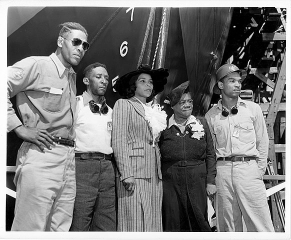 Marian Anderson and Mary McLeod Bethune