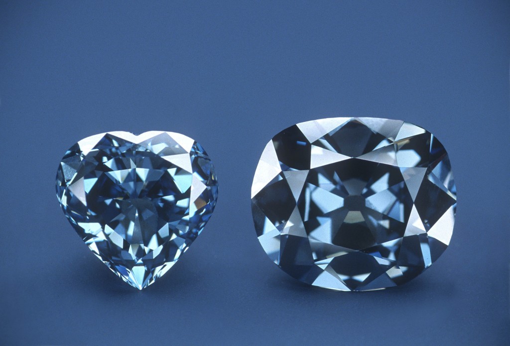 Photo: The Hope Diamond, right, without its white-diamond pendant, and the 30.62 carat Blue  Hart Diamond.