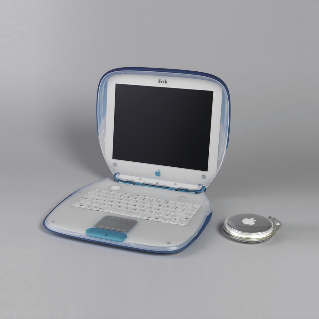 Apple iBook laptop in blue