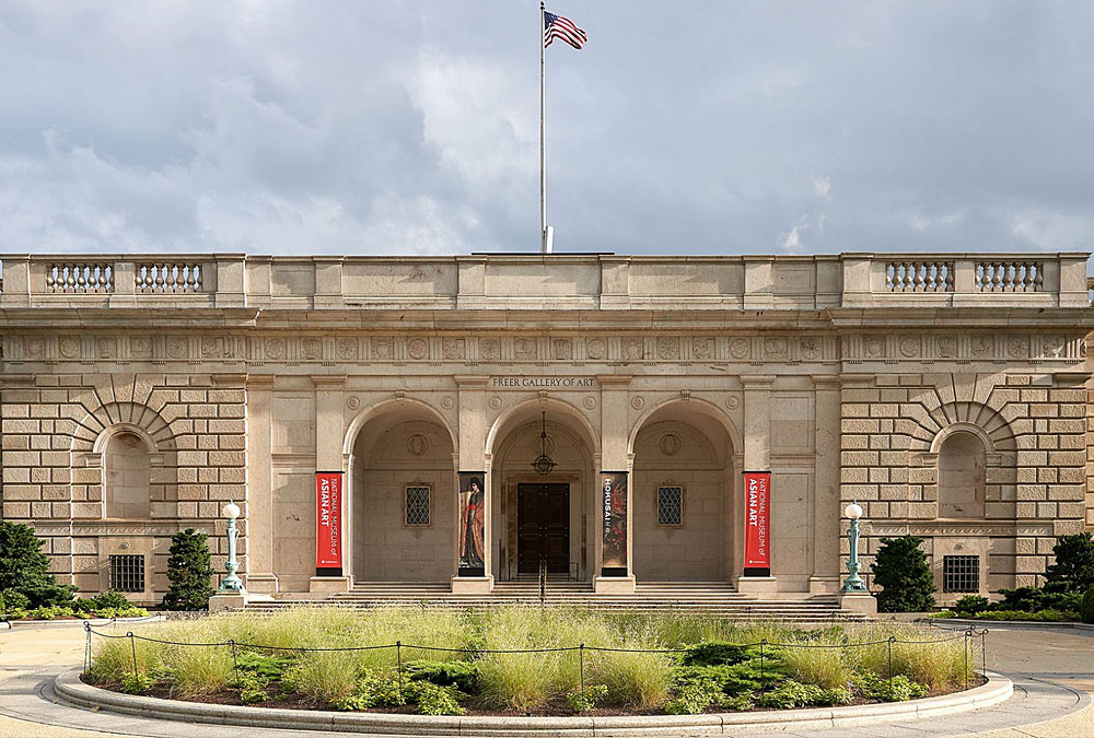 File:Smithsonian Building NR.jpg - Wikimedia Commons