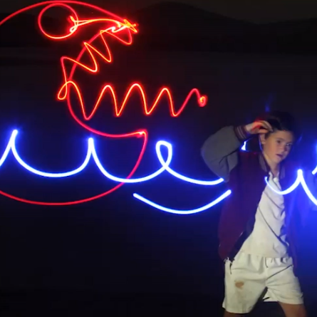 light drawing example.