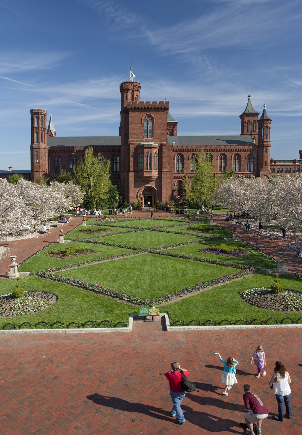 Enid A Haupt Garden And Smithsonian Castle Smithsonian Institution