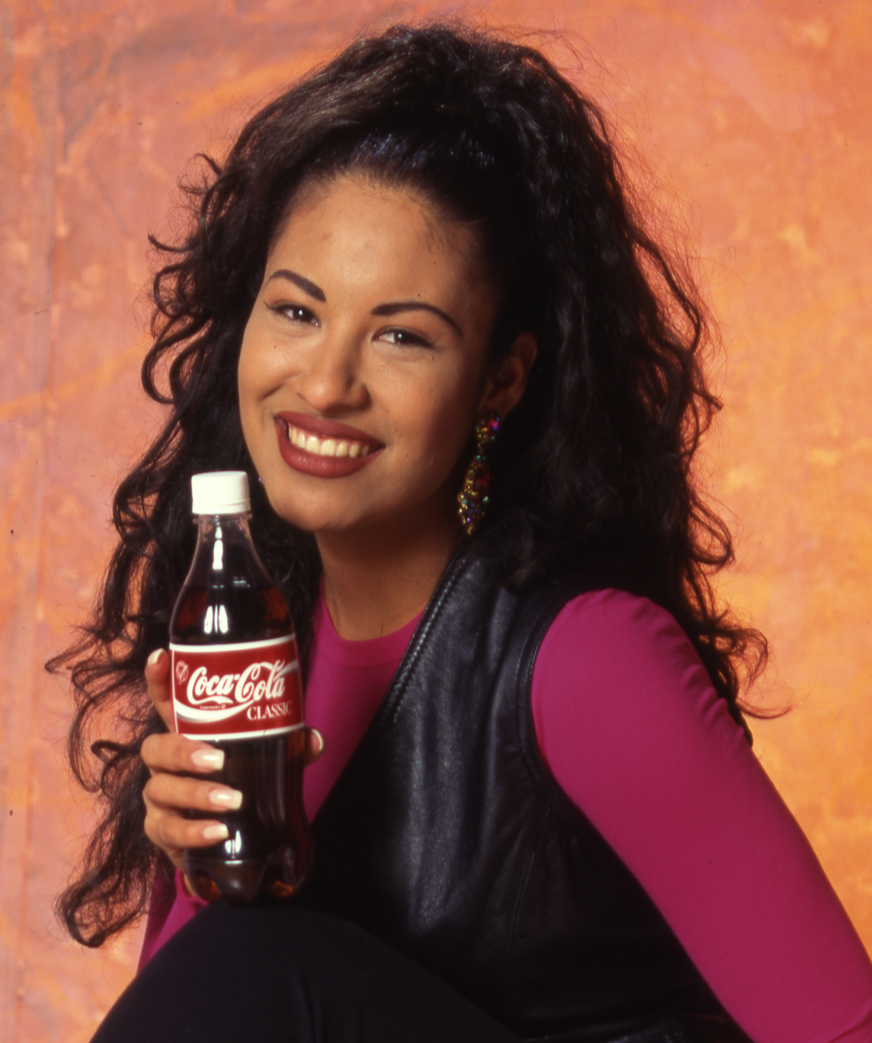 Selena Artifacts Highlight Hispanic Advertising History At The Smithsonian Smithsonian Institution