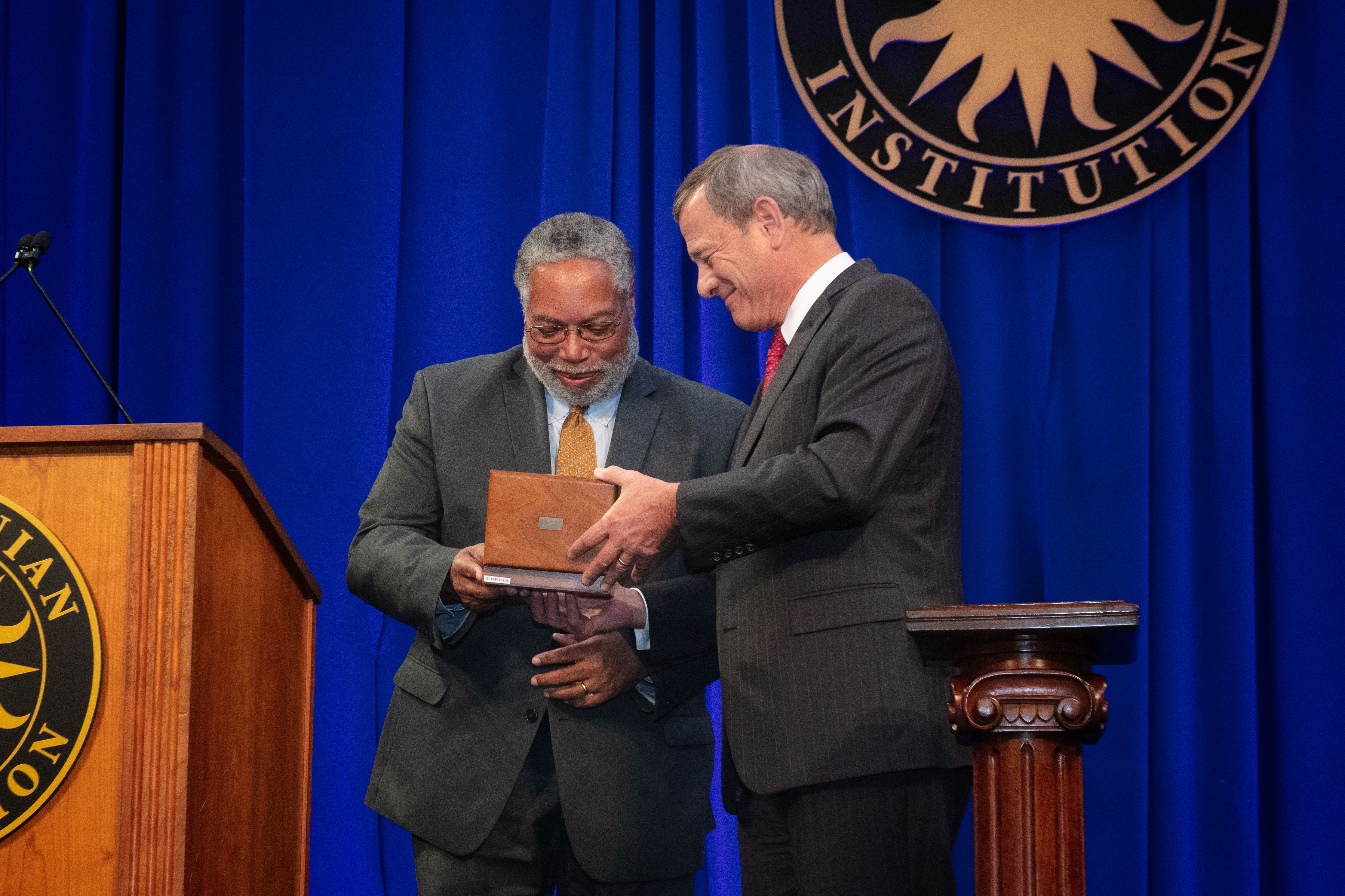 Secretary Lonnie Bunch and Chief Justice Roberts