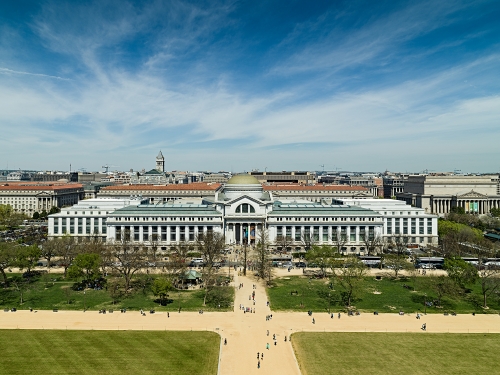 Aerial view of NMNH building on the National Mall