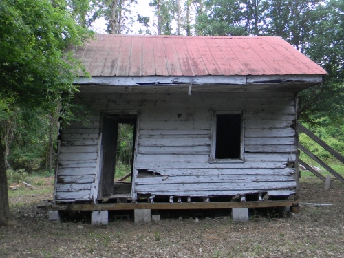 dilapidated cabin