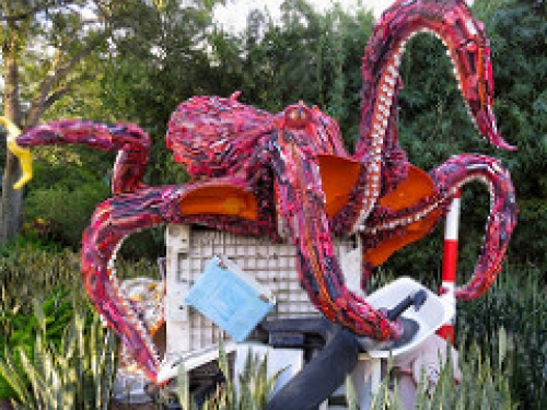 Octopus sculpture made of plastic debris