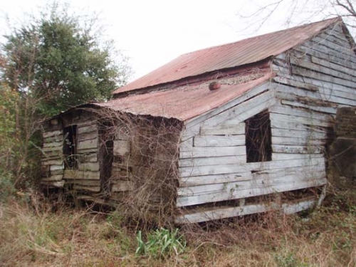 Point of Pines Plantation slave cabin