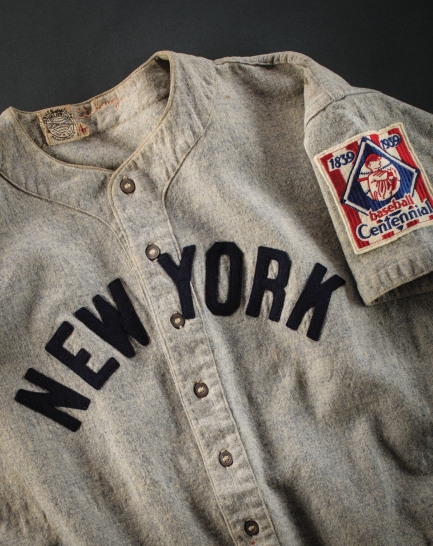 Baseball jersey with "New York" embroidered on front