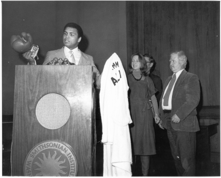 Ali at podium