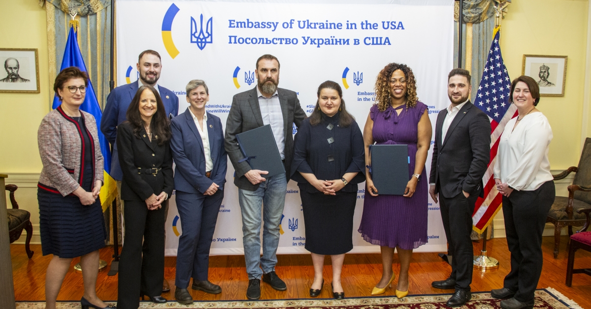 Smithsonian Museum and Ukraine Ministry of Education and Science Establish Groundbreaking Partnership to Improve Science Education